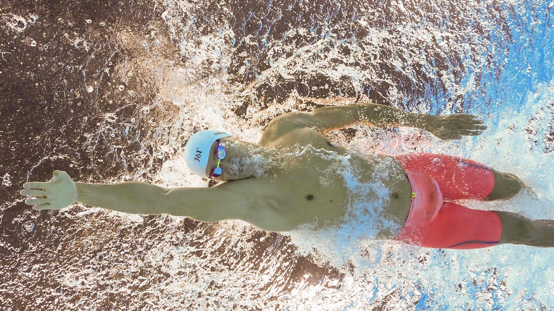 江文豪外围突施冷箭，完美弧线直挂死角助队取胜