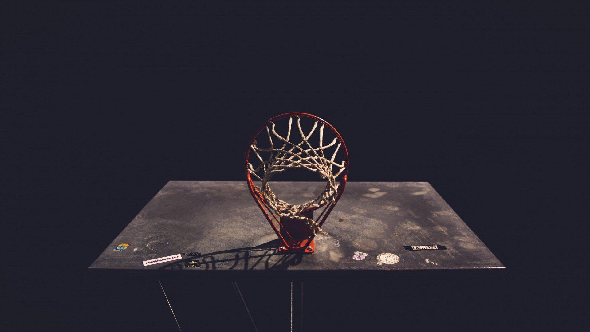 巴萨主场时代更迭，告别克鲁伊夫球场，蒙特惠奇山迎新时代